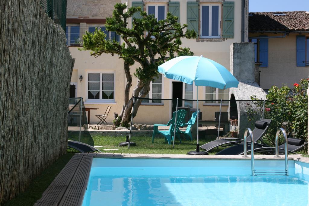 Un Coin De Paradis Cologne Екстер'єр фото