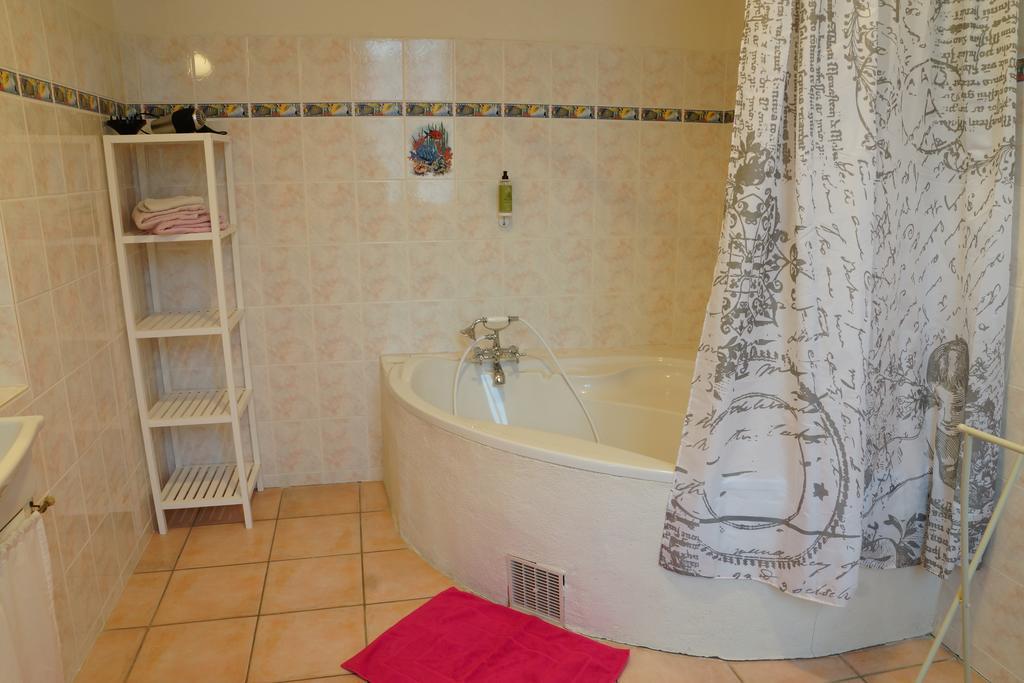 Un Coin De Paradis Cologne Екстер'єр фото